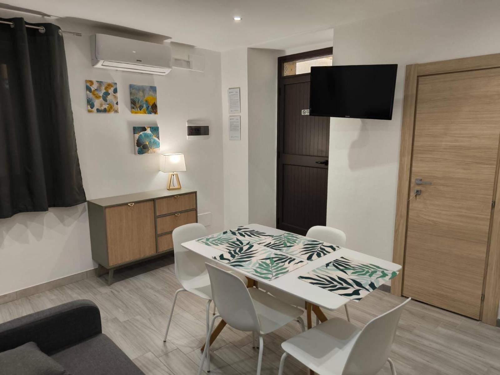 Studio Apartments Salvo 7 Agrigent Exterior foto